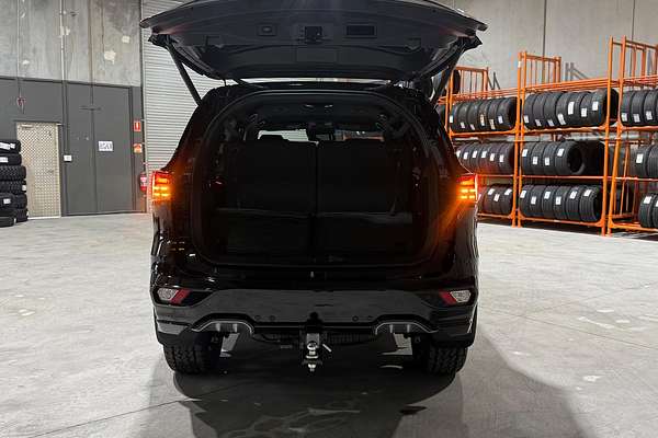 2025 Isuzu MU-X X-TERRAIN