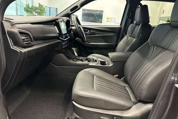 2025 Isuzu MU-X LS-T