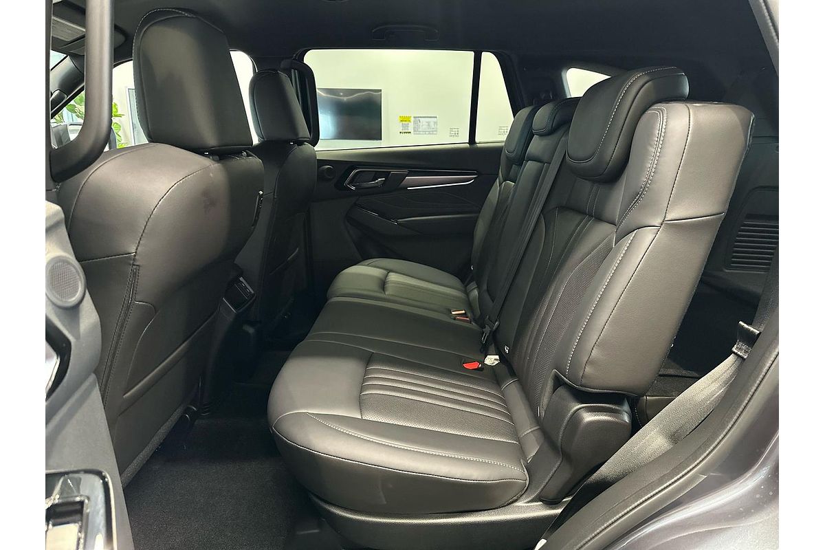 2025 Isuzu MU-X LS-T