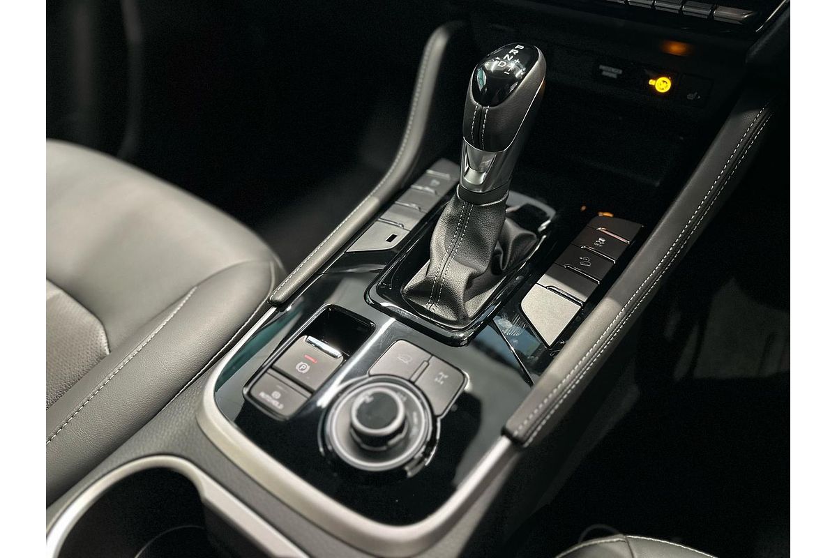 2025 Isuzu MU-X LS-T