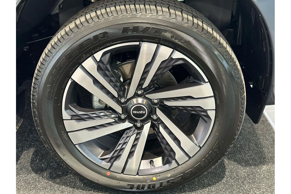 2025 Isuzu MU-X LS-T