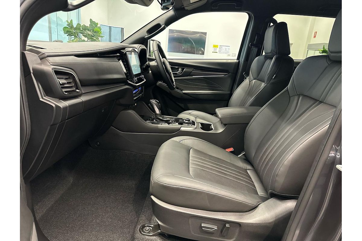 2025 Isuzu MU-X LS-T