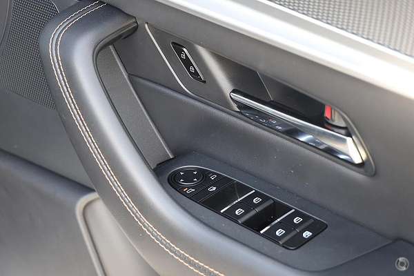 2025 Mazda CX-90 G50e Azami KK