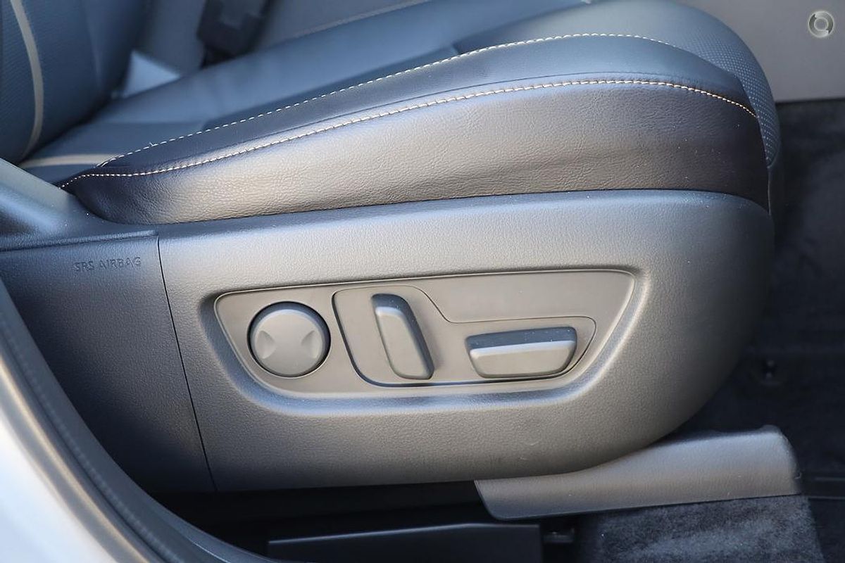 2025 Mazda CX-90 G50e Azami KK