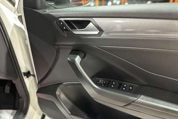 2023 Volkswagen T-Roc 110TSI Style D11