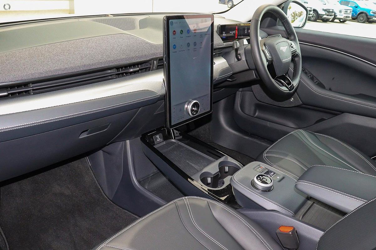 2023 Ford Mustang Mach-E Select