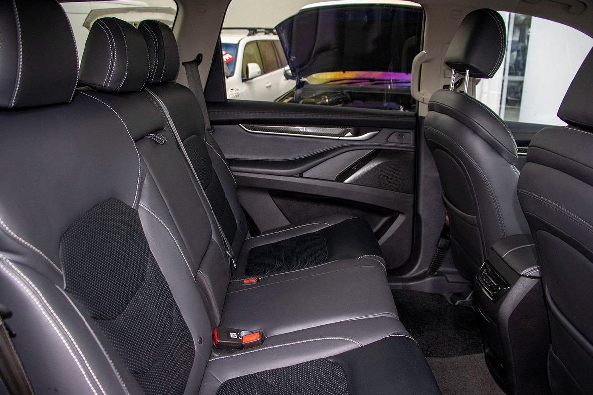 2022 LDV D90 Executive SV9A