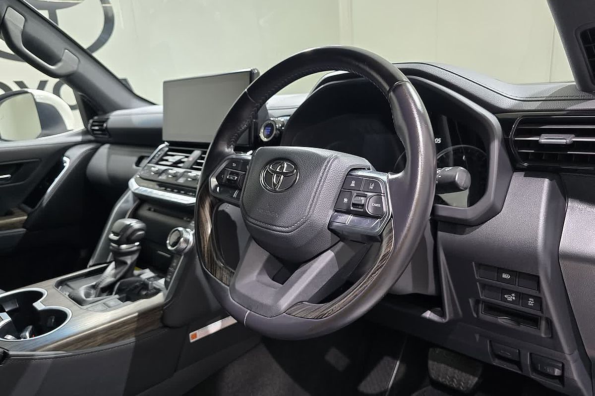 2022 Toyota Landcruiser VX FJA300R