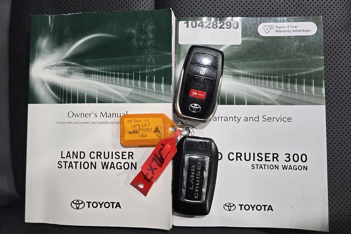 2022 Toyota Landcruiser VX FJA300R