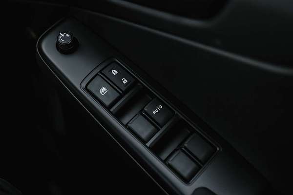 2025 Isuzu D-MAX SX High Ride  Rear Wheel Drive