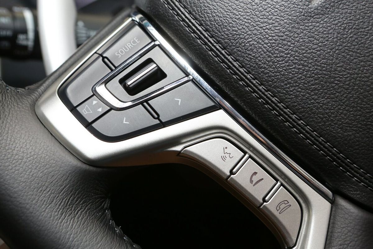 2024 Mitsubishi Pajero Sport GLX QF