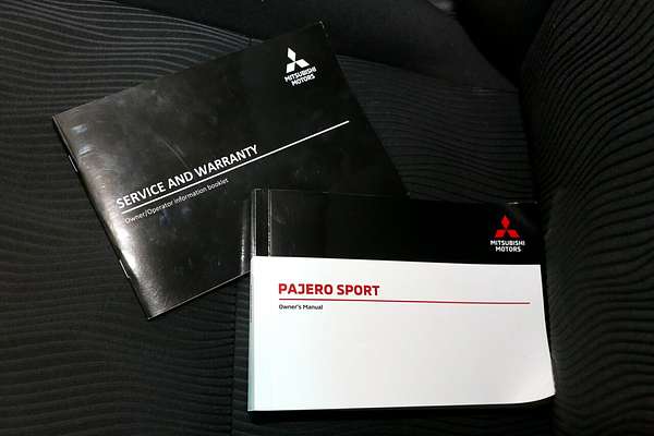 2024 Mitsubishi Pajero Sport GLX QF