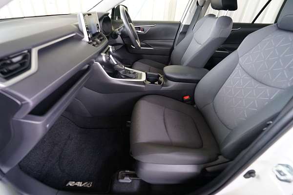 2020 Toyota RAV4 GXL AXAH54R