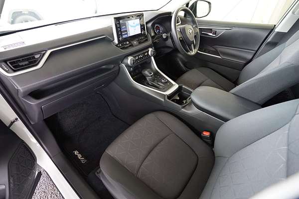 2020 Toyota RAV4 GXL AXAH54R