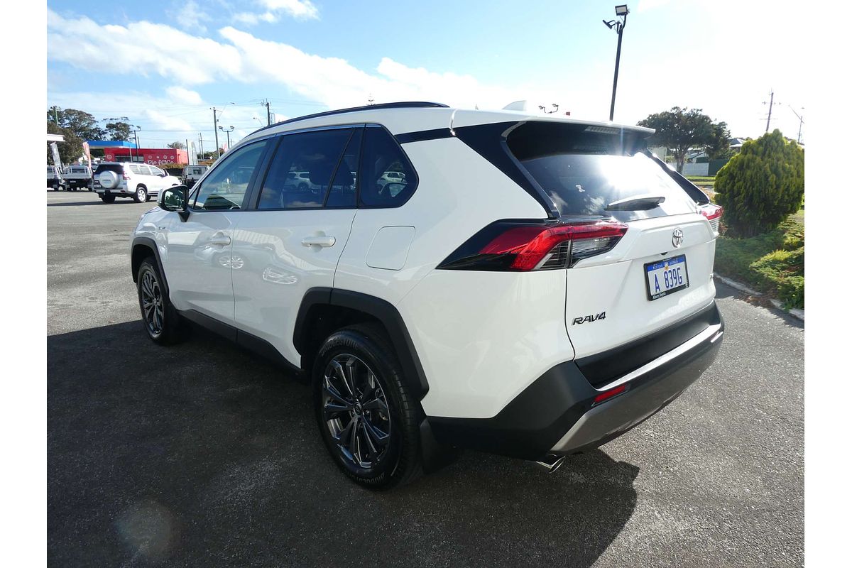 2025 Toyota RAV4 GXL AXAH52R