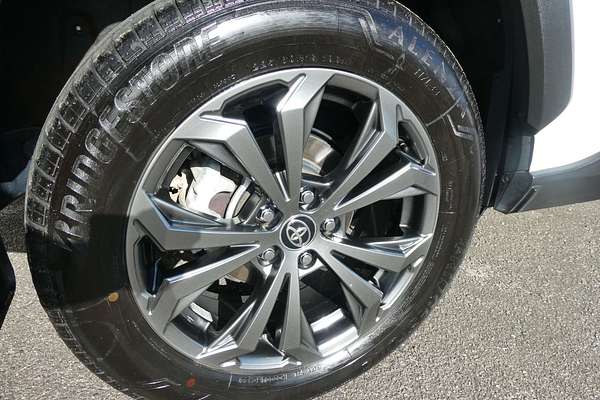 2025 Toyota RAV4 GXL AXAH52R