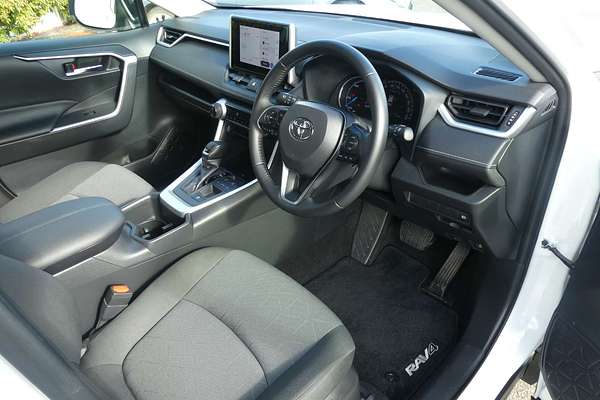 2025 Toyota RAV4 GXL AXAH52R