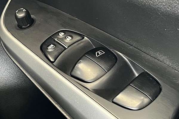 2017 Nissan Navara ST D23 Series 2 4X4