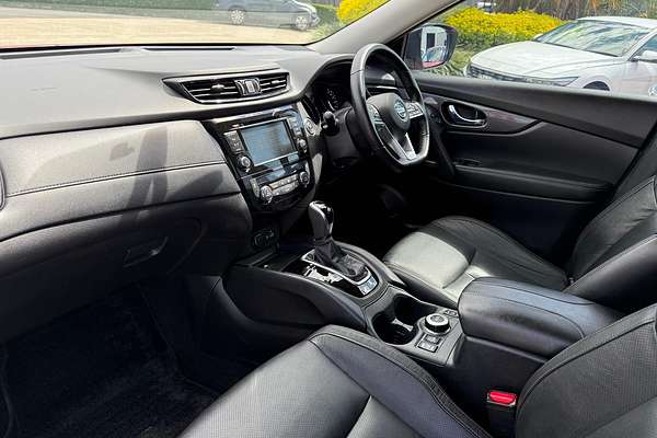 2020 Nissan X-TRAIL ST-L T32
