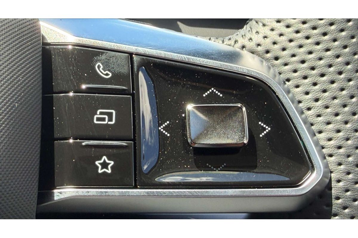 2025 MG ZS Essence ZS32