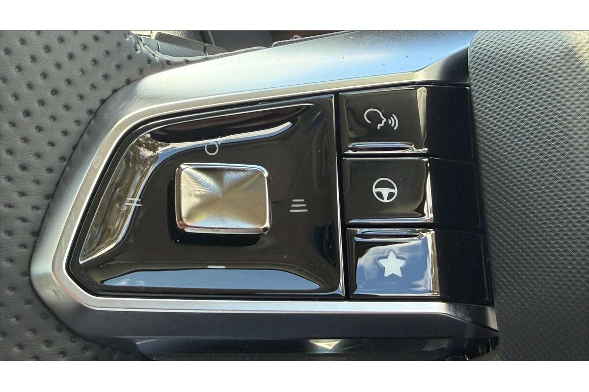 2025 MG ZS Essence ZS32