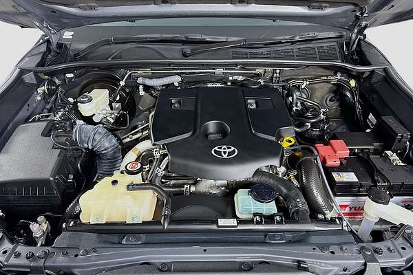 2024 Toyota Hilux ROGUE (4x4) GUN126R 4X4