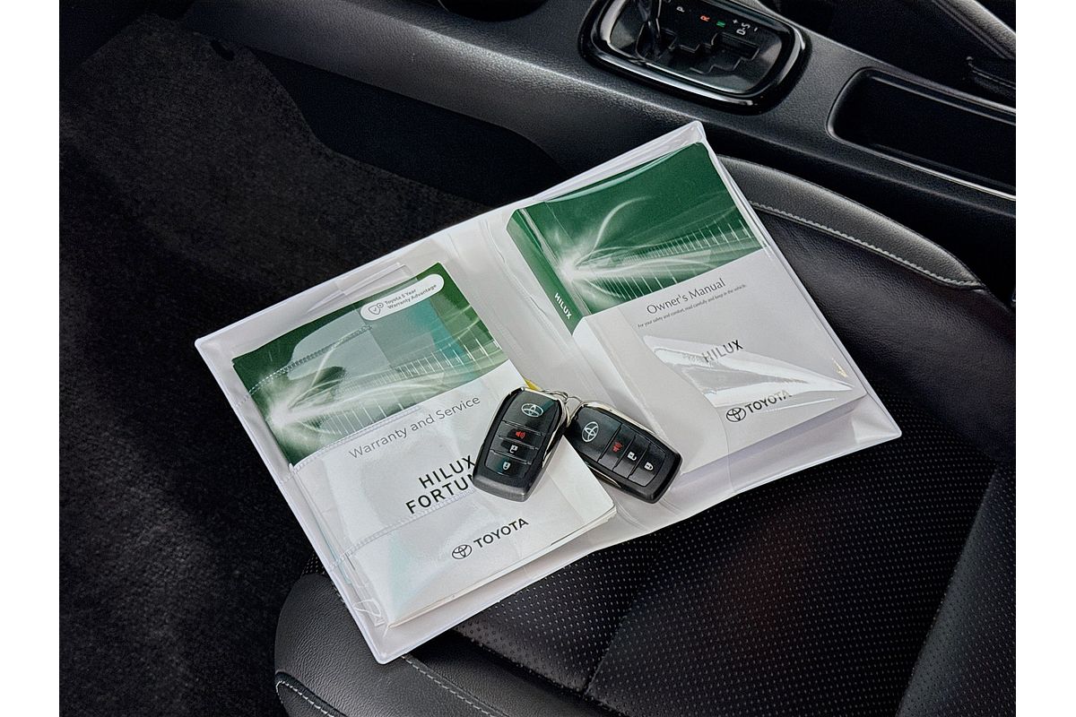 2024 Toyota Hilux ROGUE (4x4) GUN126R 4X4