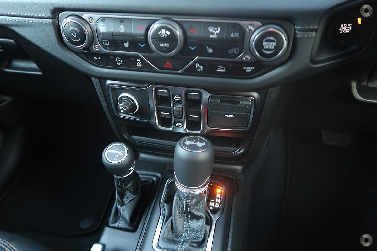 2024 Jeep Wrangler Unlimited Overland JL