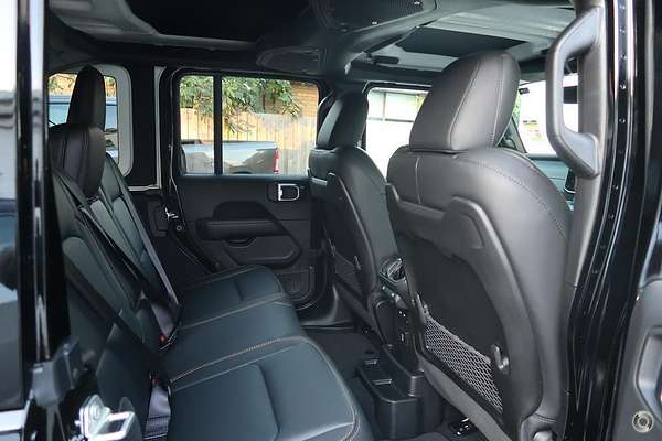 2024 Jeep Wrangler Unlimited Overland JL