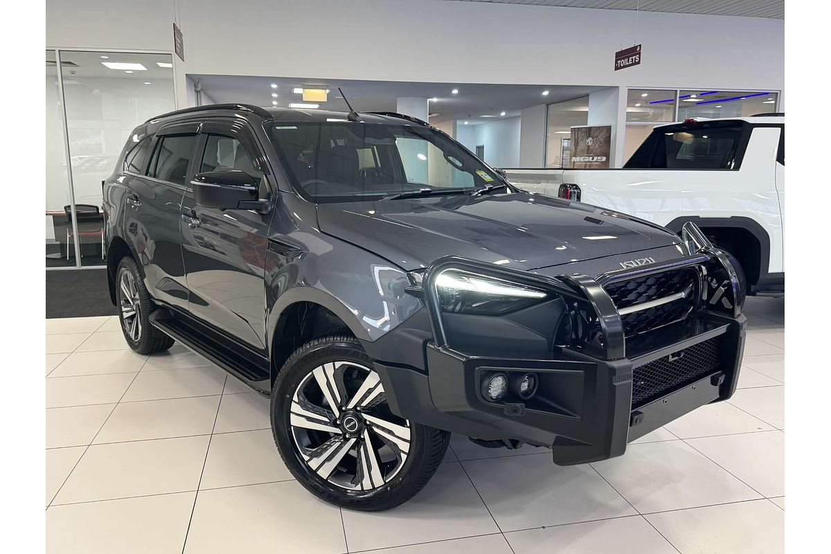 2025 Isuzu MU-X LS-T
