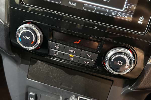 2019 Mitsubishi Pajero GLX NX