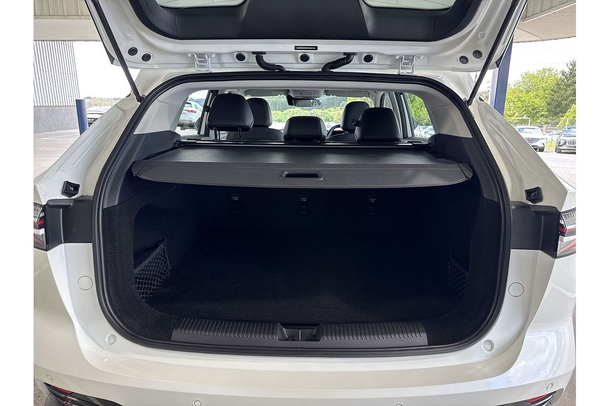 2024 MG HS Excite AS33