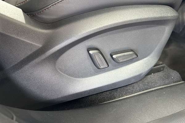 2024 MG HS Excite AS33