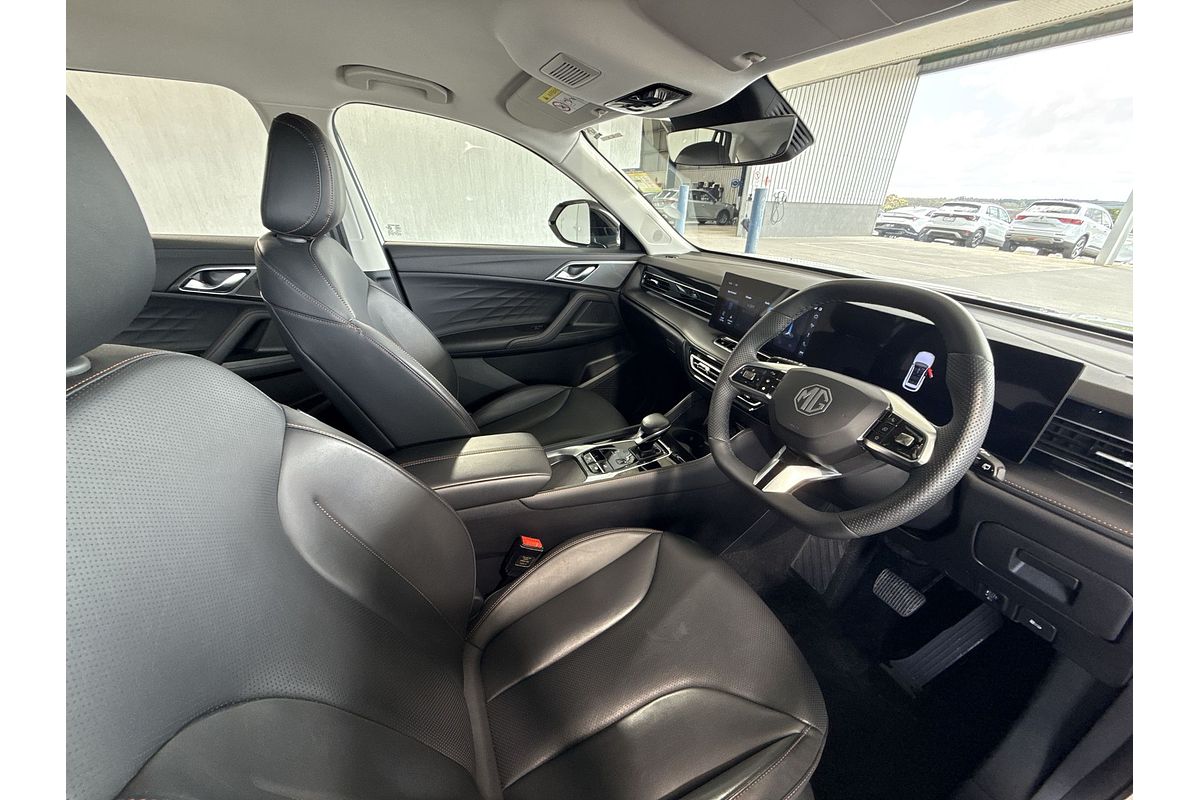 2024 MG HS Excite AS33