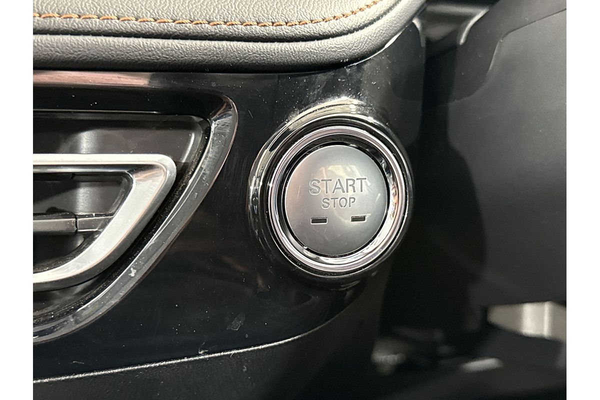 2024 MG HS Excite AS33