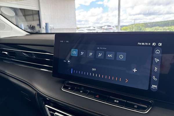 2024 MG HS Excite AS33