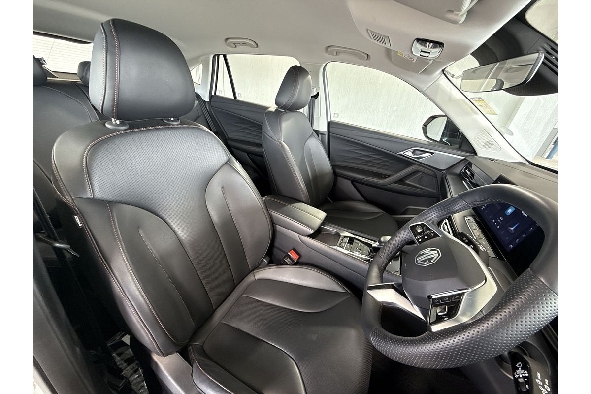 2024 MG HS Excite AS33