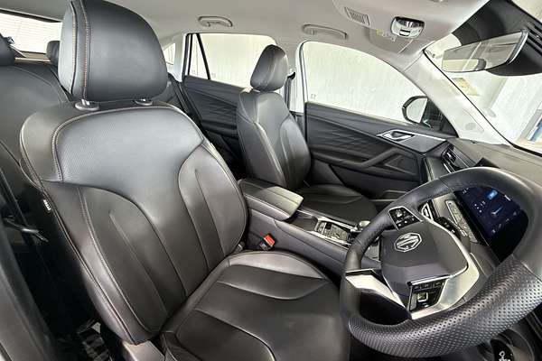 2024 MG HS Excite AS33