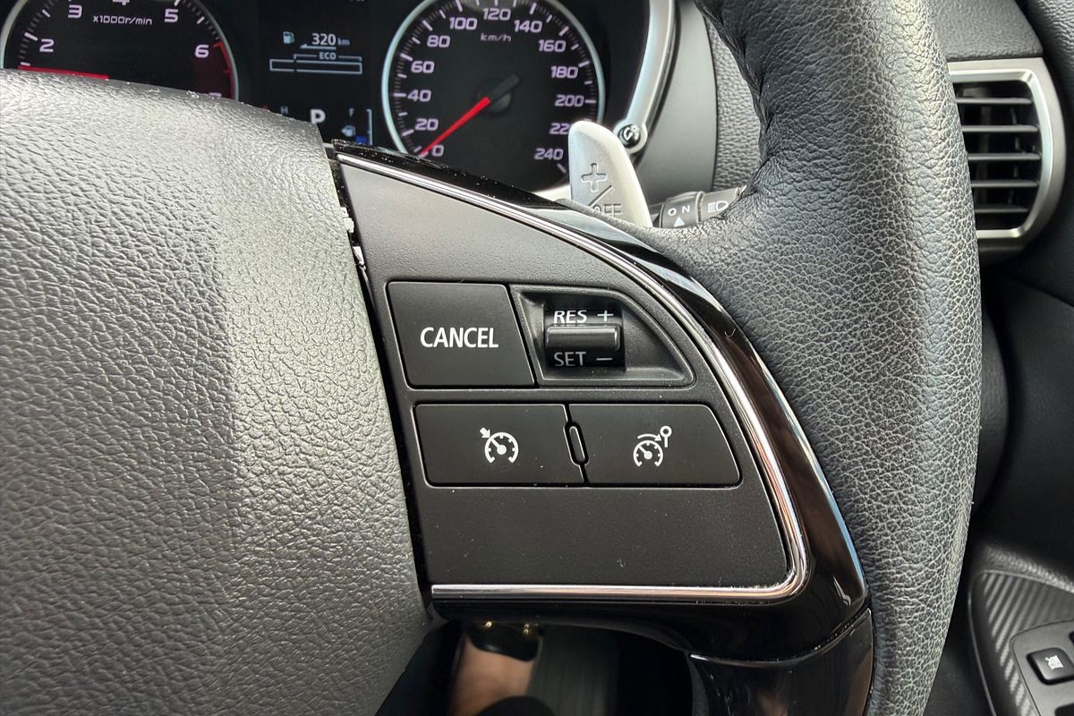 2018 Mitsubishi Eclipse Cross LS YA