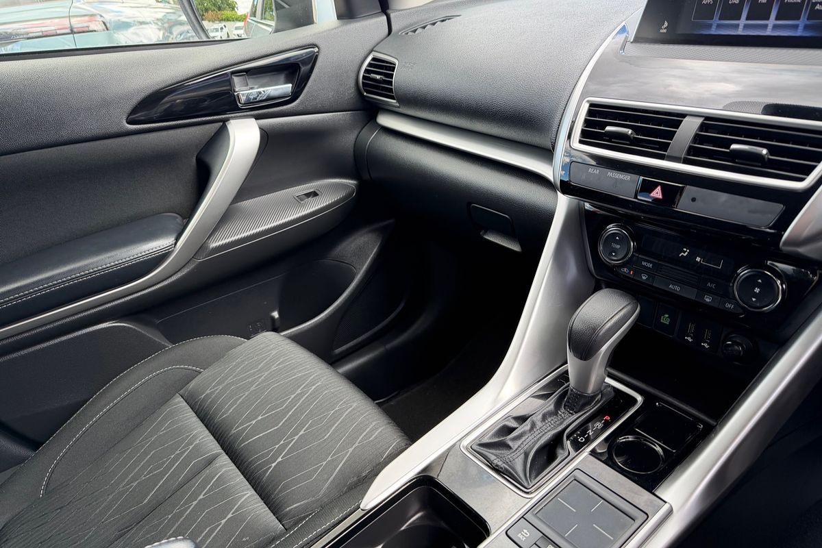 2018 Mitsubishi Eclipse Cross LS YA