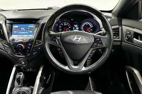 2016 Hyundai Veloster SR Turbo + FS4 Series II