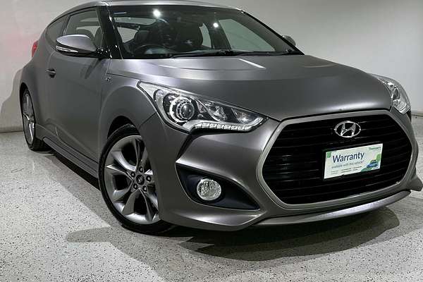 2016 Hyundai Veloster SR Turbo + FS4 Series II
