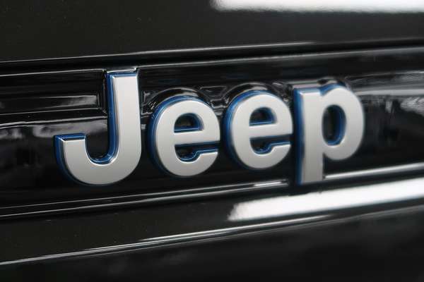 2023 Jeep Grand Cherokee Summit Reserve 4xe WL