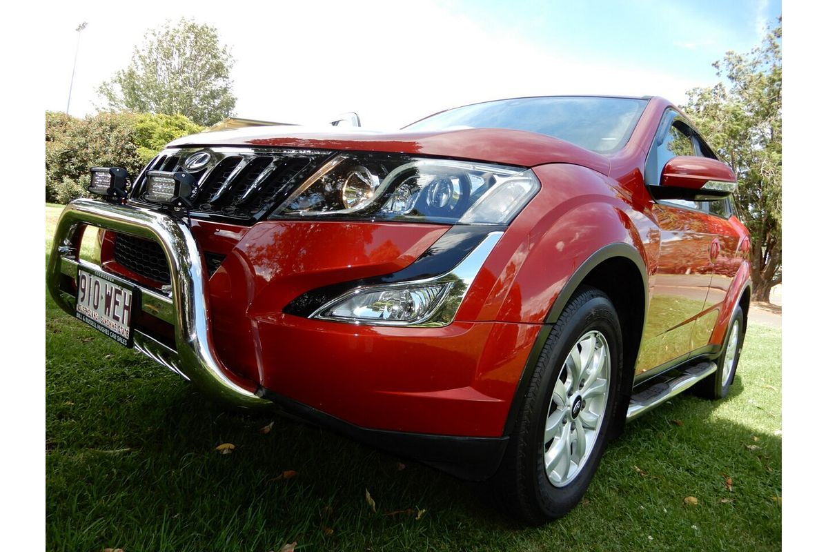 2016 Mahindra XUV500 (FWD) MY16