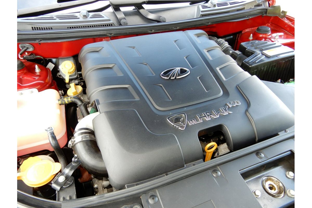 2016 Mahindra XUV500 (FWD) MY16