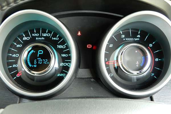 2016 Mahindra XUV500 (FWD) MY16