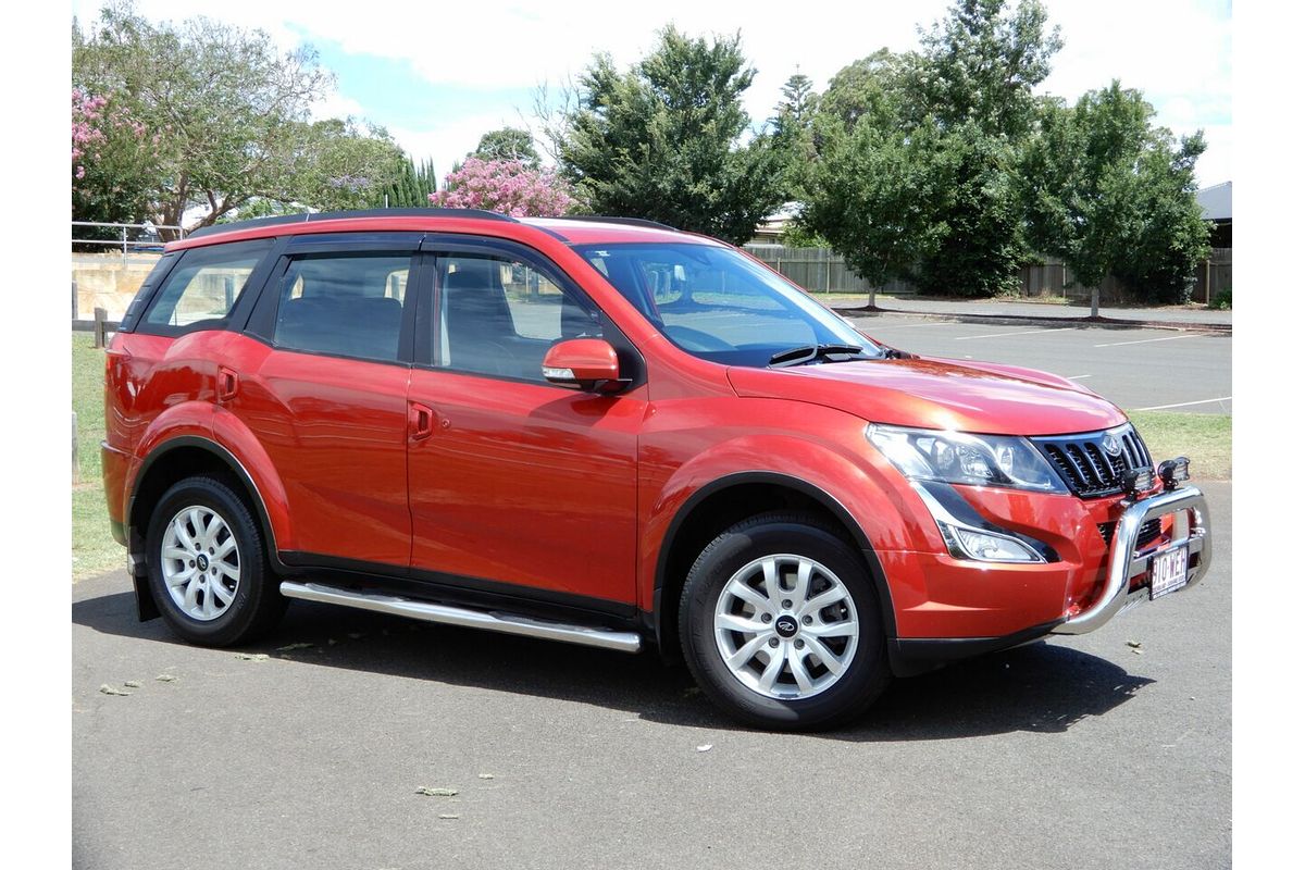 2016 Mahindra XUV500 (FWD) MY16