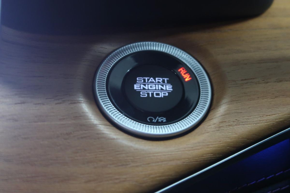 2023 Jeep Grand Cherokee Summit Reserve 4xe WL