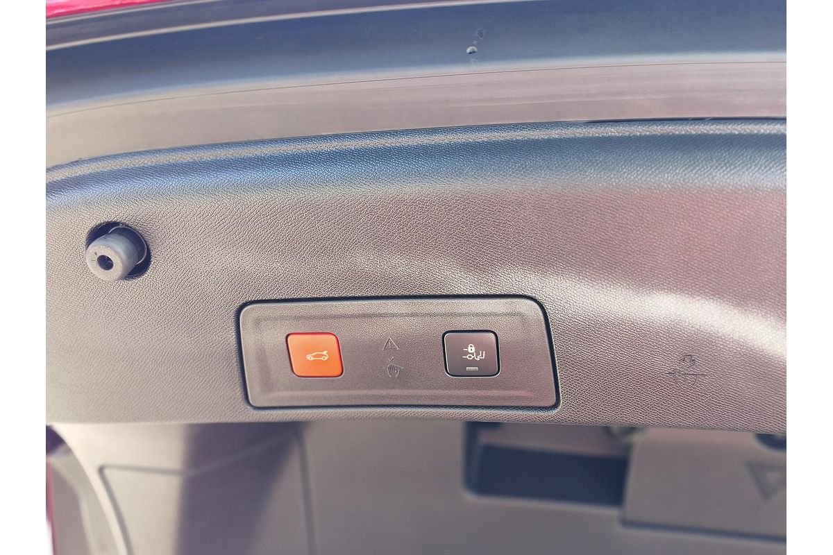 2022 Peugeot 508 GT R8