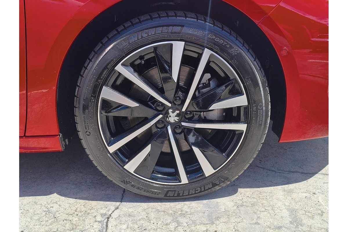 2022 Peugeot 508 GT R8